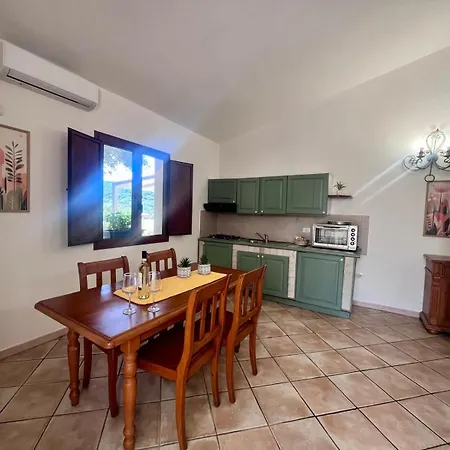 Gli Antichi Olivastri Casa Rosmarino Апартаменти